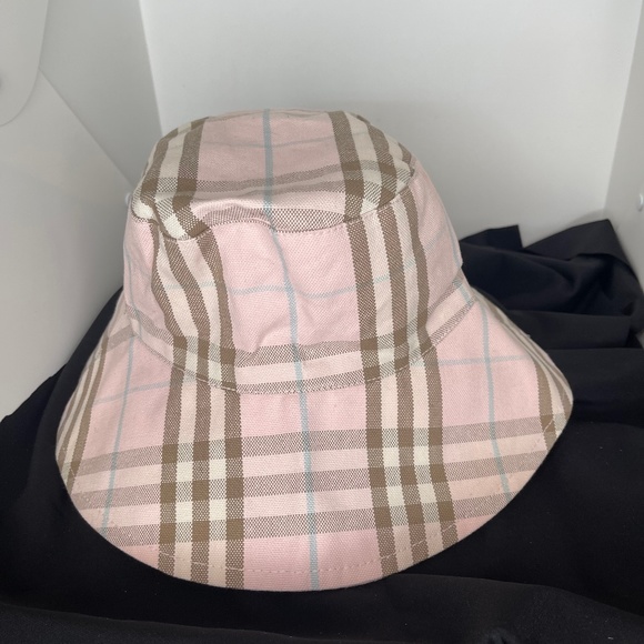 Burberry Accessories - Vintage-Authentic Burberry London Pink Nova Check Bucket Hat